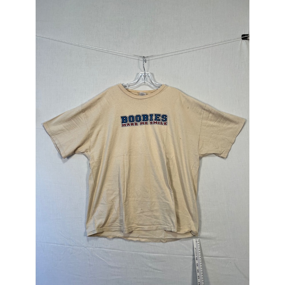 Delta Pro Weight Fishing Makes Me Happy Boobies Smile Graphic T-Shirt Tan 2XL